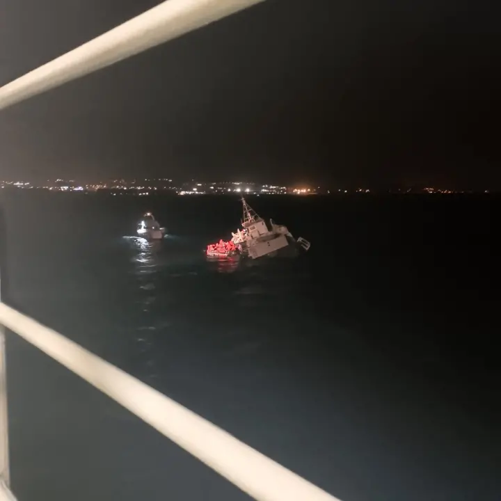 Svi putnici s tonućeg katamarana kod Zadra su spašeni