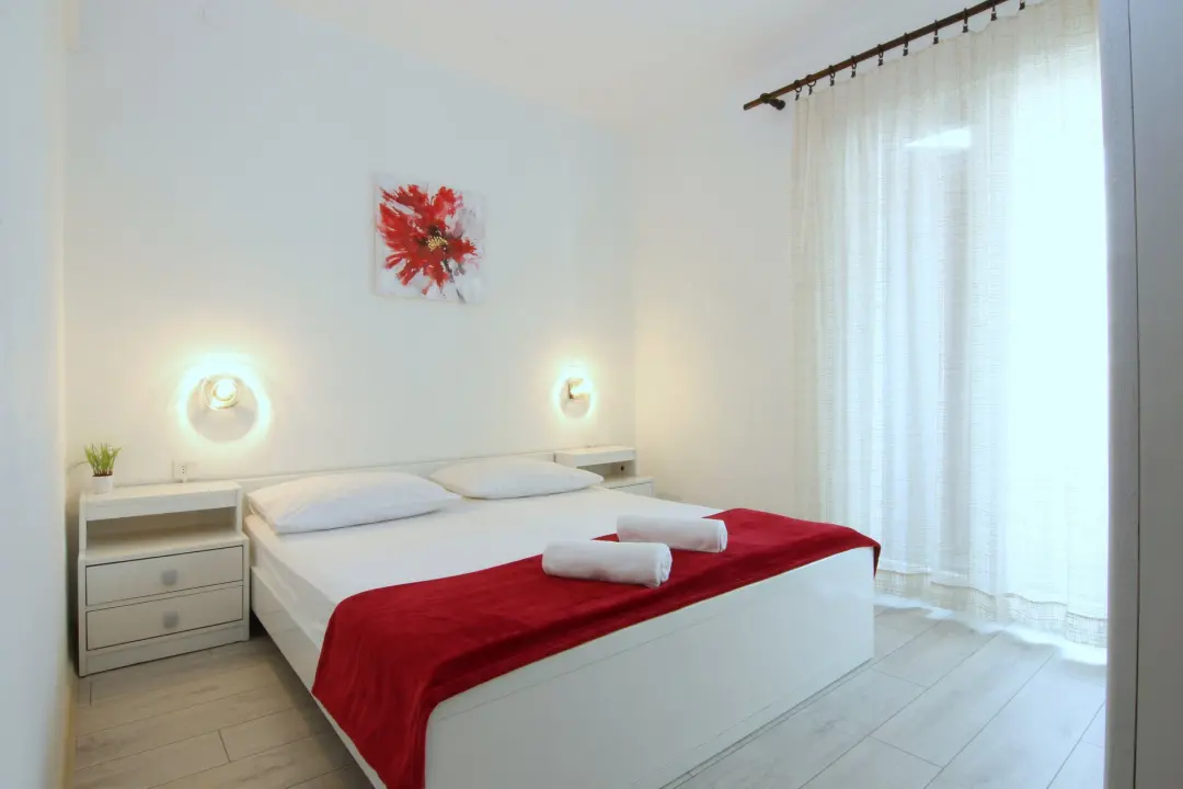 FOTO Izvrsna prilika: Prodaje se apartmanska kuća na vrhunskoj lokaciji