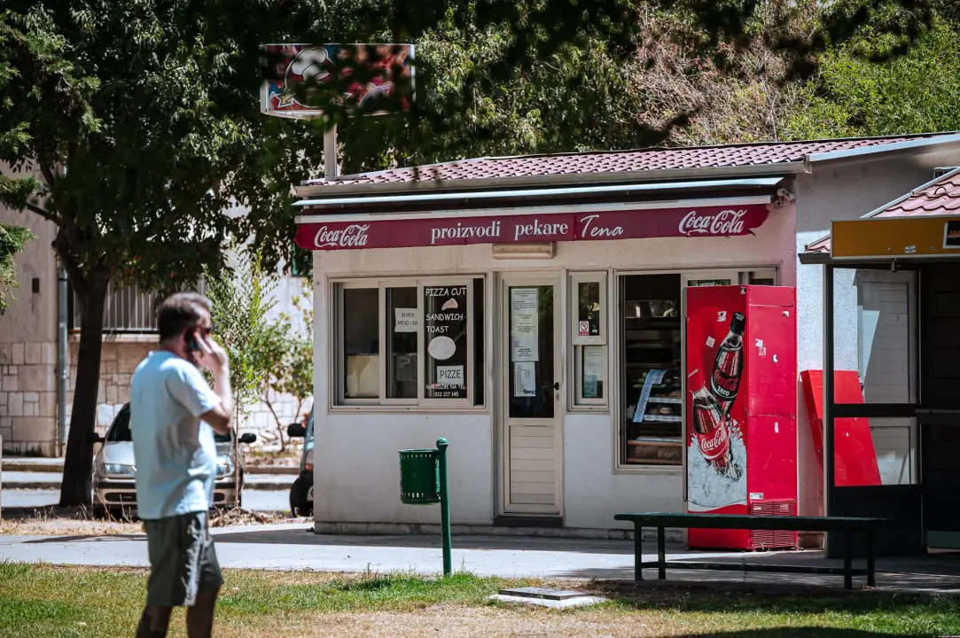 Baldekin 2 i 3: Simbol šibenskog duha, spoj sporta, obrazovanja i sjećanja