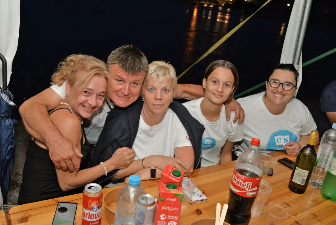 Održana ženska veslačka regata u Betini: Pogledajte koje su ekipe bile najbolje