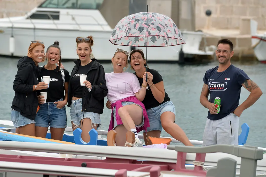 Održana ženska veslačka regata u Betini: Pogledajte koje su ekipe bile najbolje