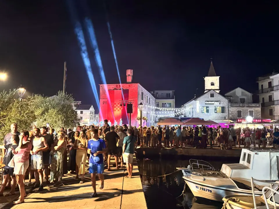 Ribarska fešta u Pirovcu