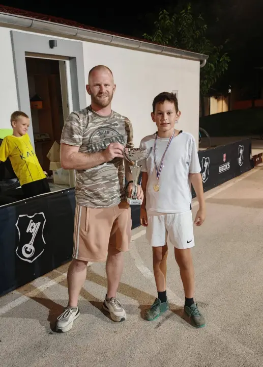 FOTO Konobi Kalebić pripao kultni jezeranski malonogometni turnir 'Martinela'
