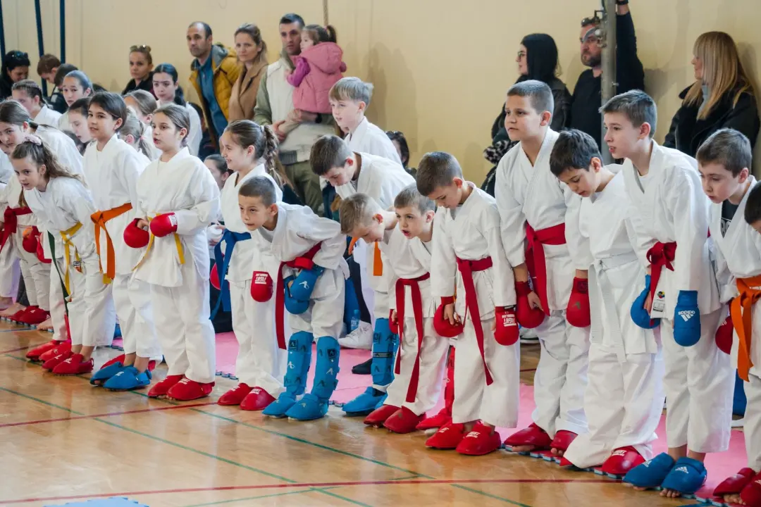  Mladi karataši otvorili novu sezonu Lige klubova uz edukativnu prezentaciju šibesnkih HGSS-ovaca